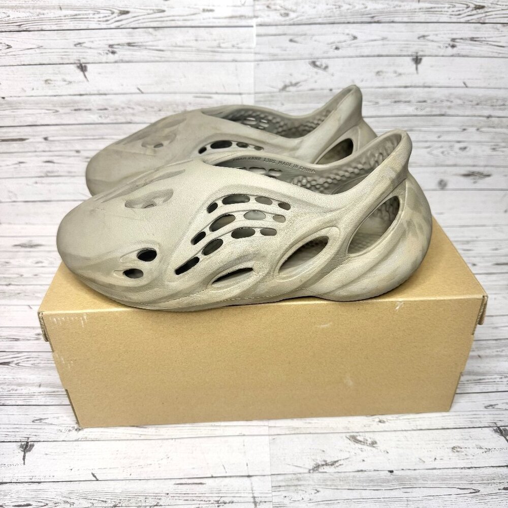 Adidas Yeezy foam runner ‘Stone Sage’ | Size 13M